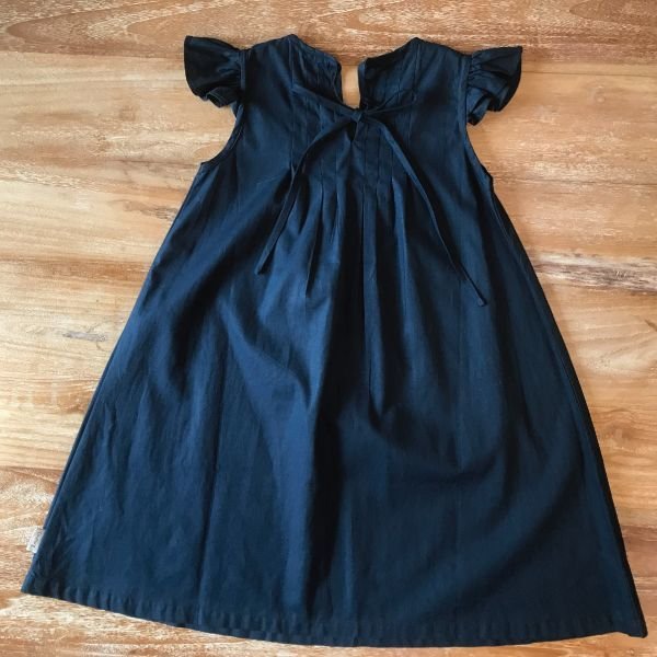 手刺繍ワンピース