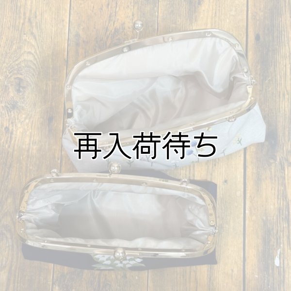 手刺繍がま口バッグ