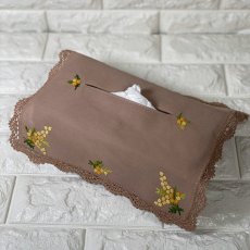 画像1: ミモザ手刺繍ティッシュカバー｜ベージュ (1)