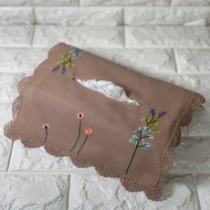 画像1: ナチュール手刺繍ティッシュカバー｜ベージュ (1)