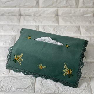 手刺繍ティッシュカバー