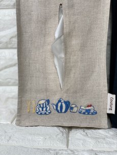 画像3: ブルーデッシュ手刺繍ティッシュケース吊下げタイプ (3)