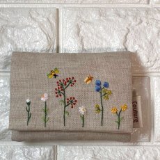 画像3: 【クチュール/雑貨】バタフライ＆ビー手刺繍ミニティッシュケース＆移動ポケット (3)