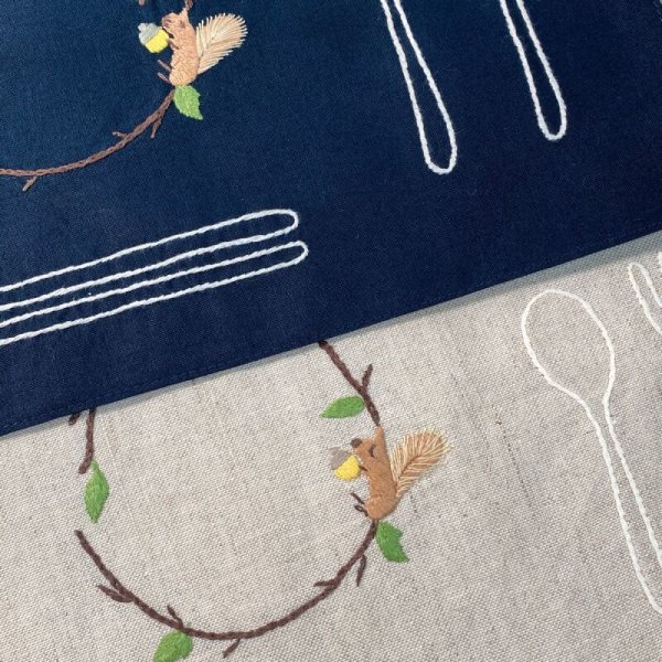 手刺繍ティーマット