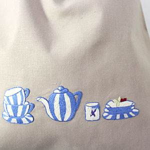 手刺繍キンチャク