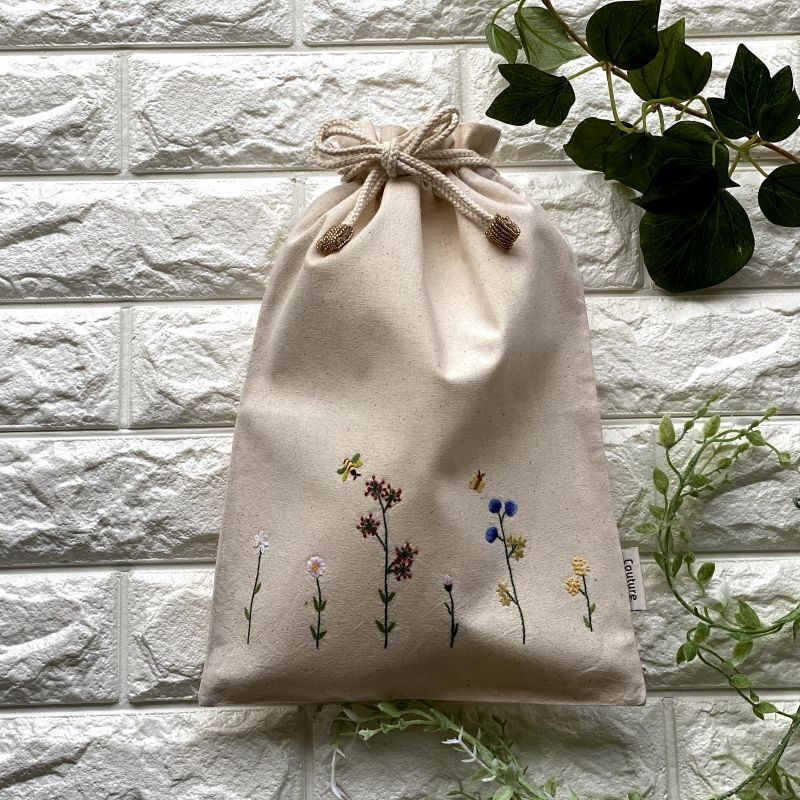 手刺繍キンチャク