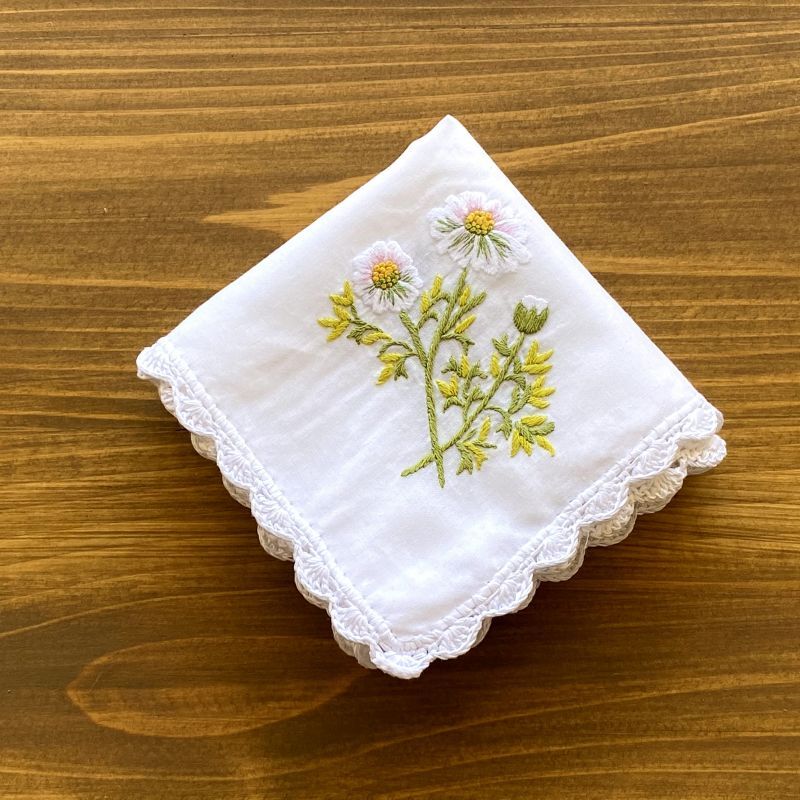 刺繍　ハンカチ