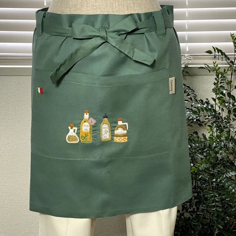 【クチュール/エプロン】オリーブオイル手刺繍カフェエプロン｜グリーン