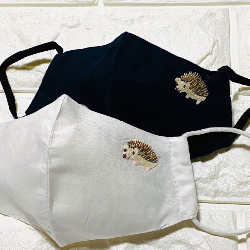 手刺繍立体マスク 手刺繍立体マスク